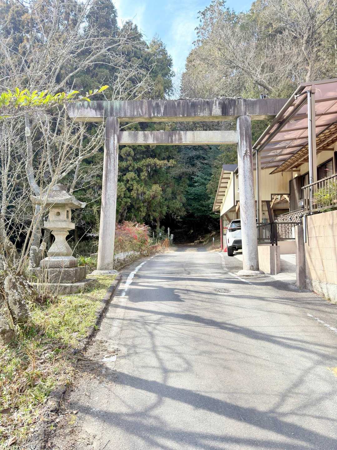このお家🏠

鳥居さん⛩️の
向こうにある