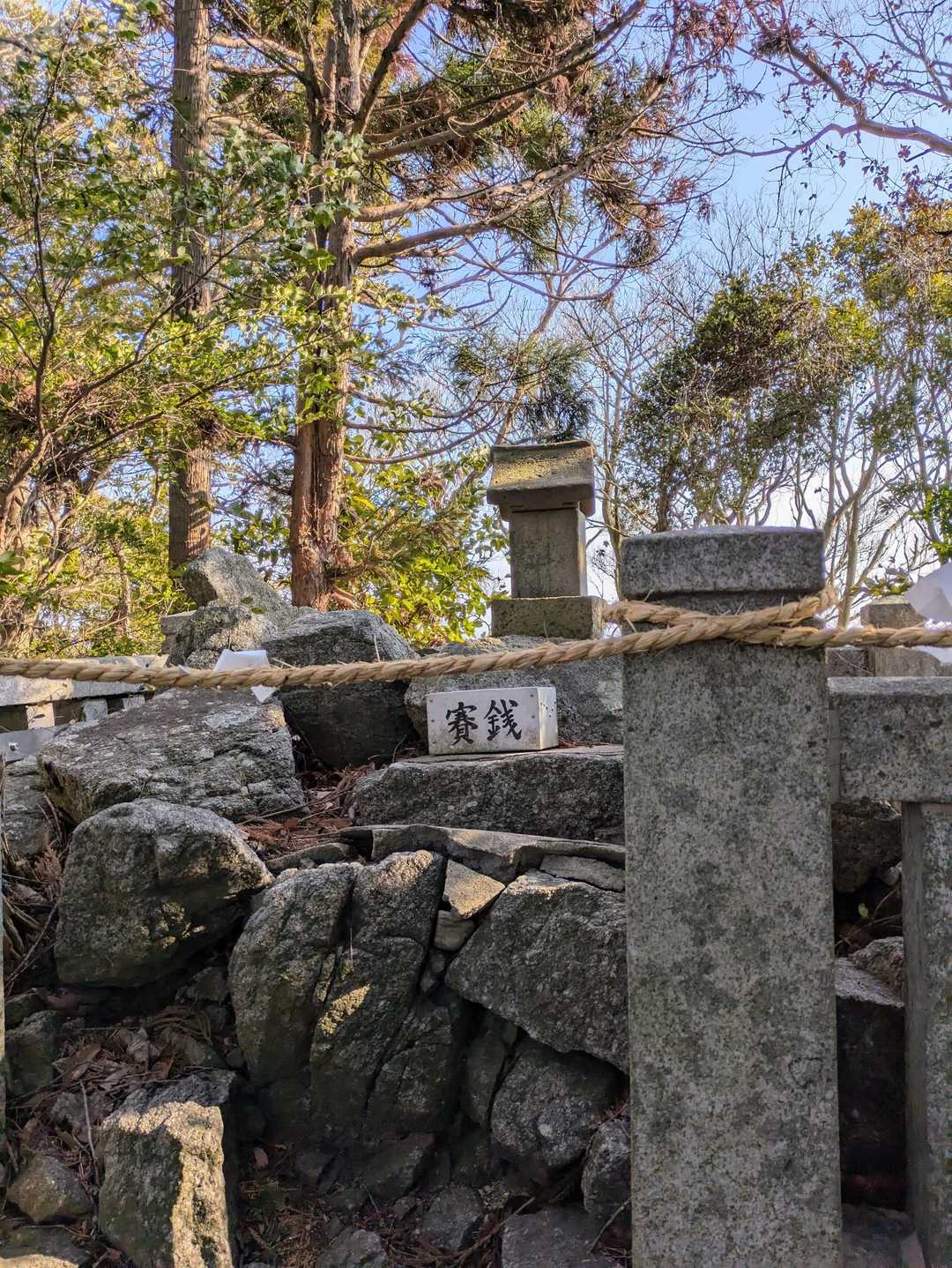 砥神山登り口-砥神山 往復コースの写真