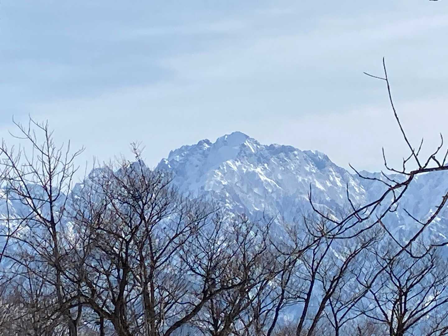 笠尻山から見た剣岳（真正面）