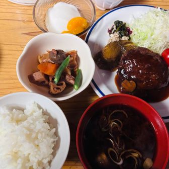 燕山荘の豪華ディナー🍽️