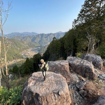 私も登って相方を見下げてみる🪨