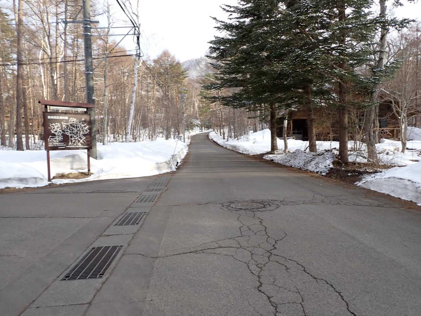 奥宮参道入口までちょっとアス道
