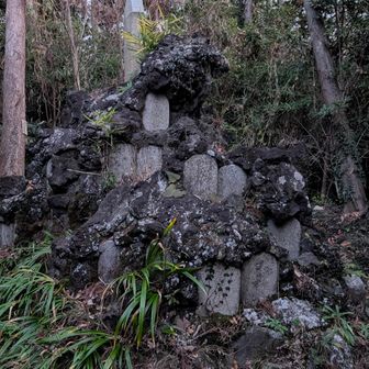 日本武尊が祀られている。