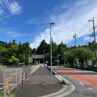 飯能中央公園駐車場からスタート。