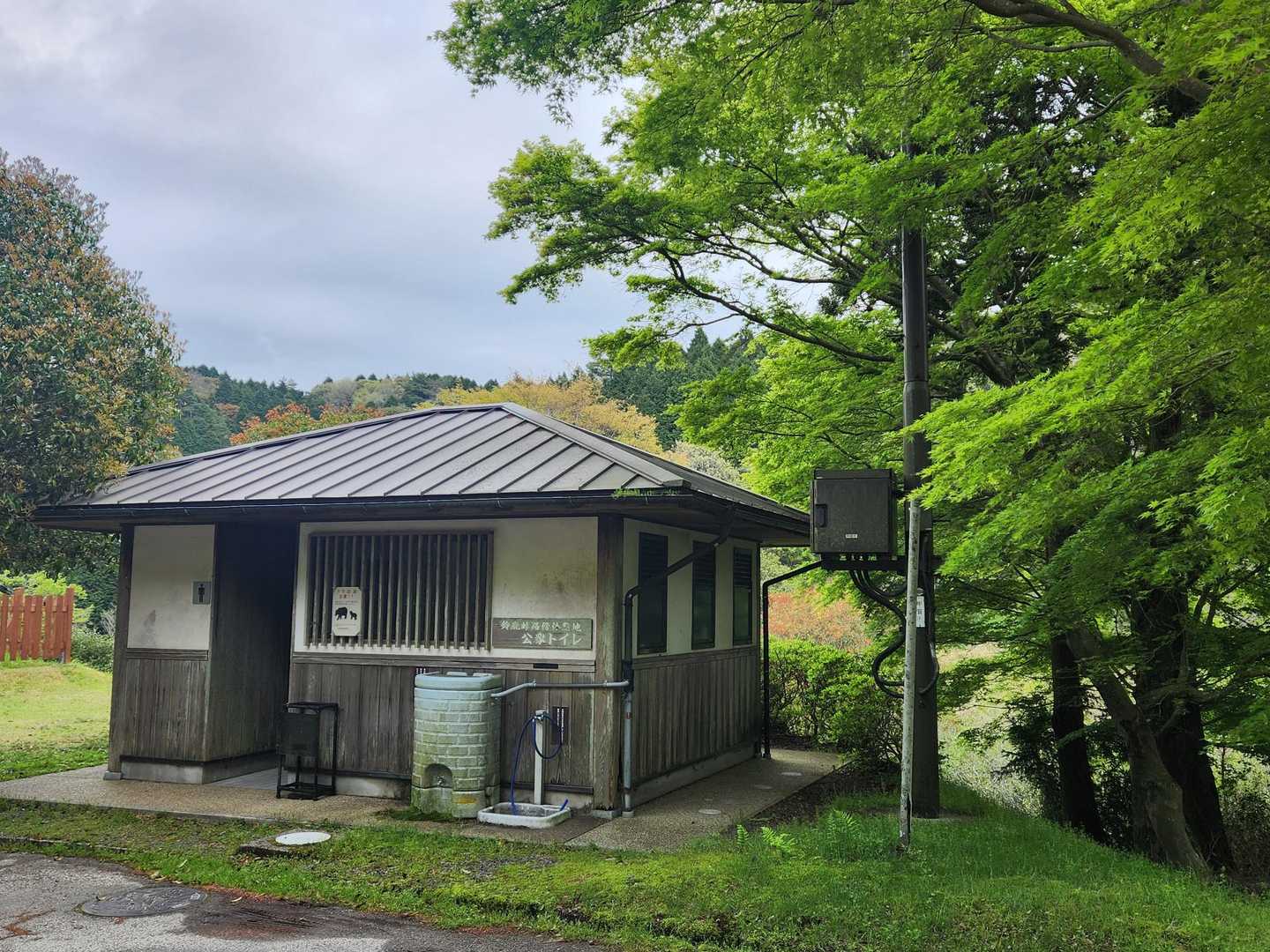 万人講灯籠常夜灯🅿️から
スタート　水洗トイレあり🚻