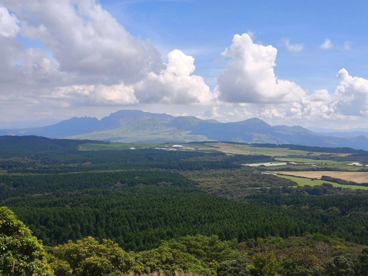 東登山口-鞍岳-ツームシ山 周回コースの写真