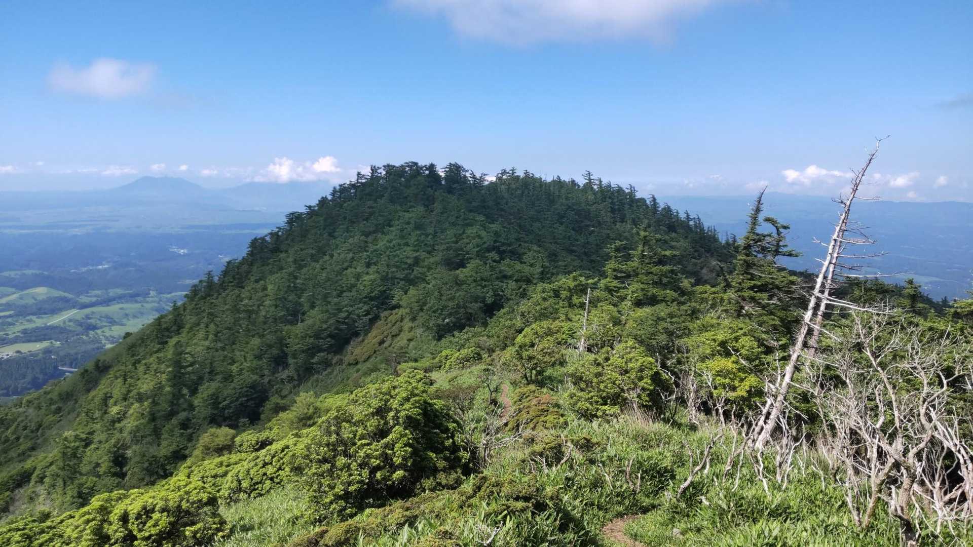 南峰へ向かいます🥾