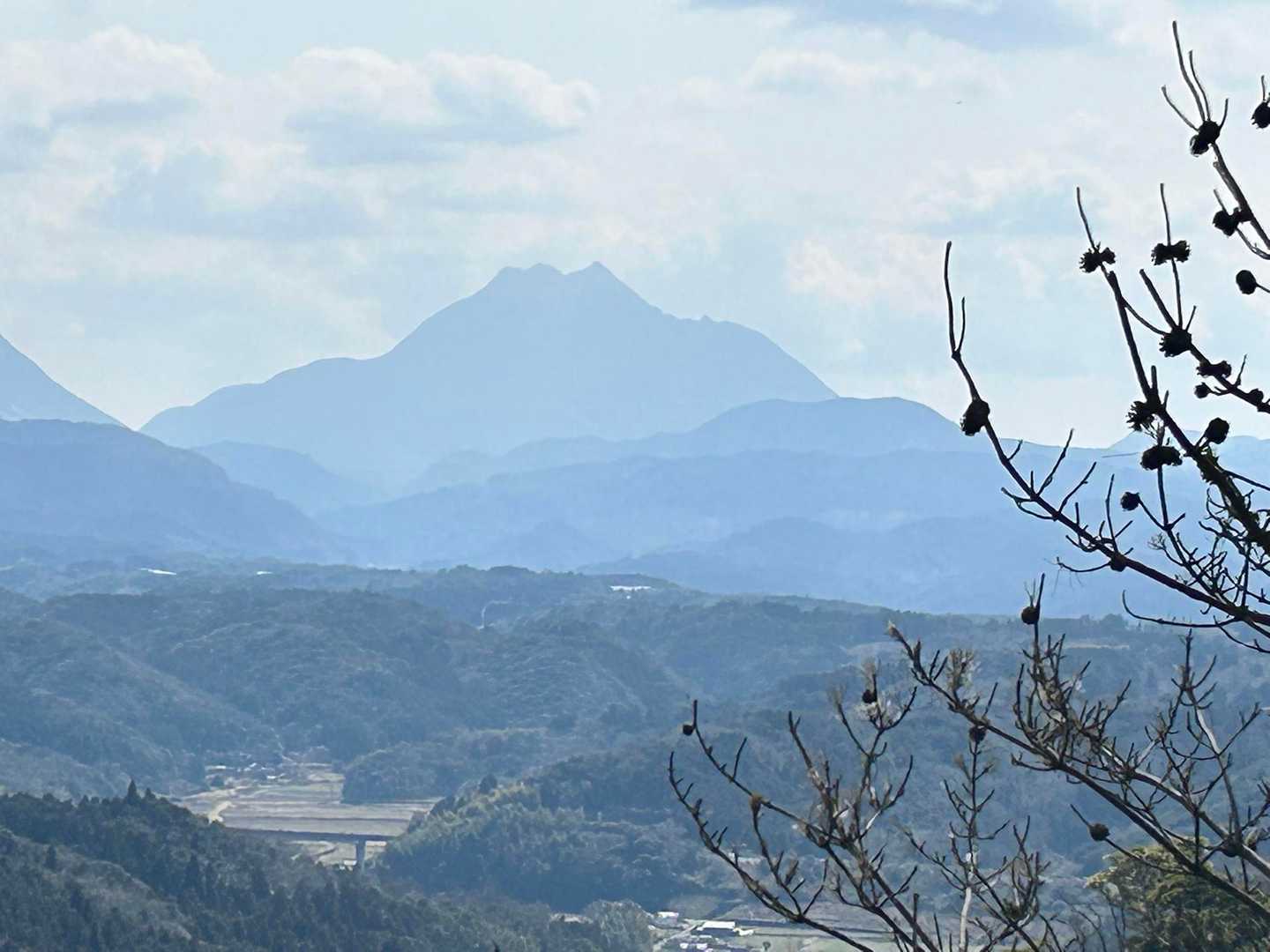 あれは‥由布岳⛰️
登らなくても見えてますが😁