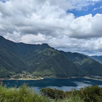 山頂デッキから
西湖綺麗💙