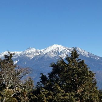 名残り惜しく下山します