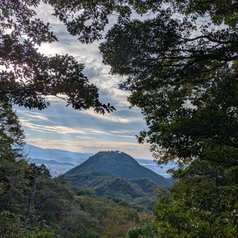 そのうち登るね
久松山。