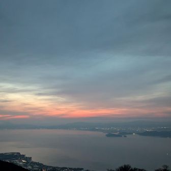 ホッケ山から蓬莱山まで
琵琶湖を望む見晴らしのいい稜線が続きます。