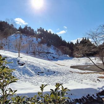 子供の雪の遊び場、休館日の影響？一組の親子のみでした😅

日曜日の寒波で樹氷が観られるか？
期待しリベンジします✨️

最後までご覧頂き、ありがとうございました🙇