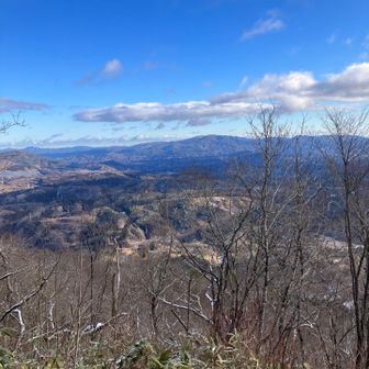 向かいの一盃山いく！