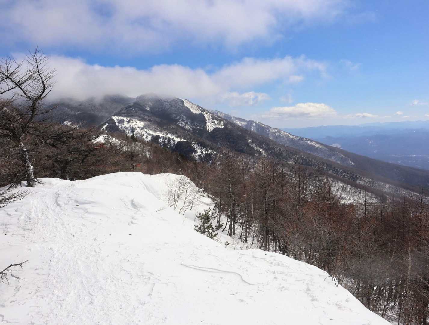 駐車場に戻る途中👍