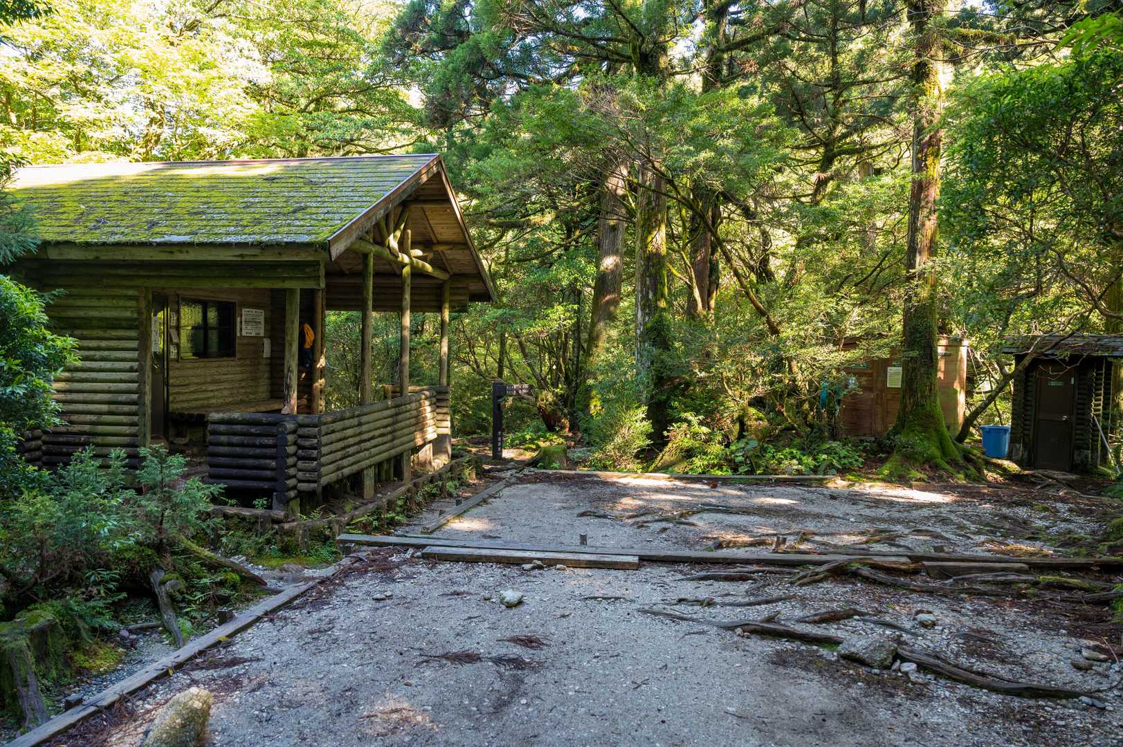 昨日泊まるはずだった淀川小屋