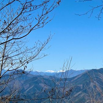 映ってないけど左に富士山、あの雪の被ったお山はなんだろ🤔