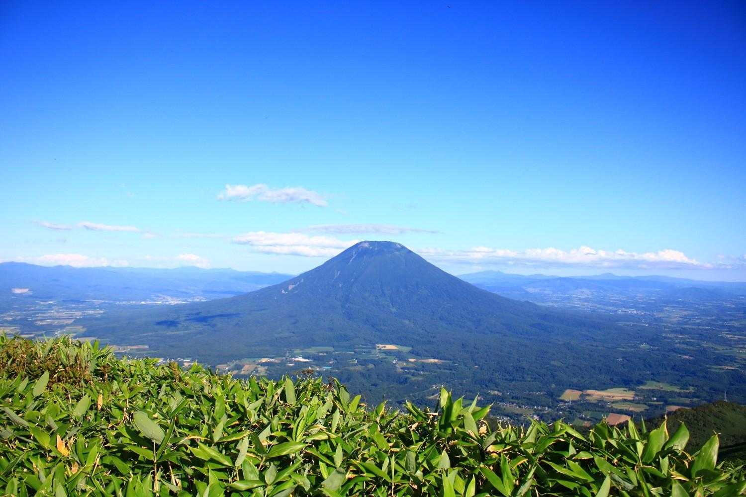 蝦夷富士🗻の名に恥じない、美し過ぎる円錐形😍
羊蹄山はどこから見ても本当に綺麗な形しています。