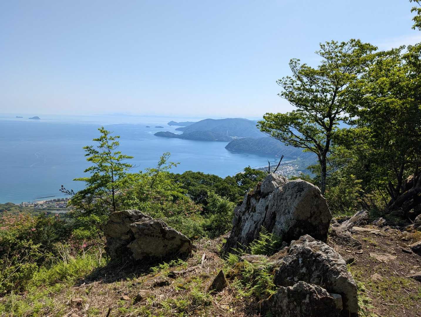 次…東峰へ👣
　　　　途中の展望所