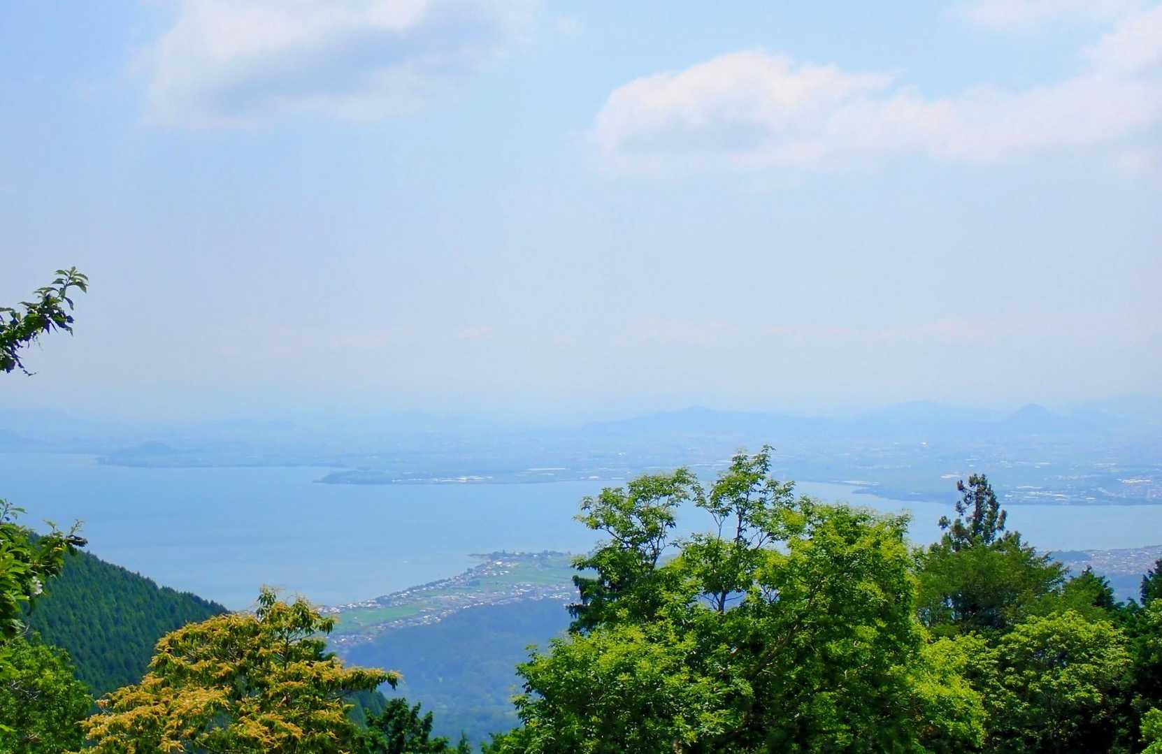 真っ青な琵琶湖！　