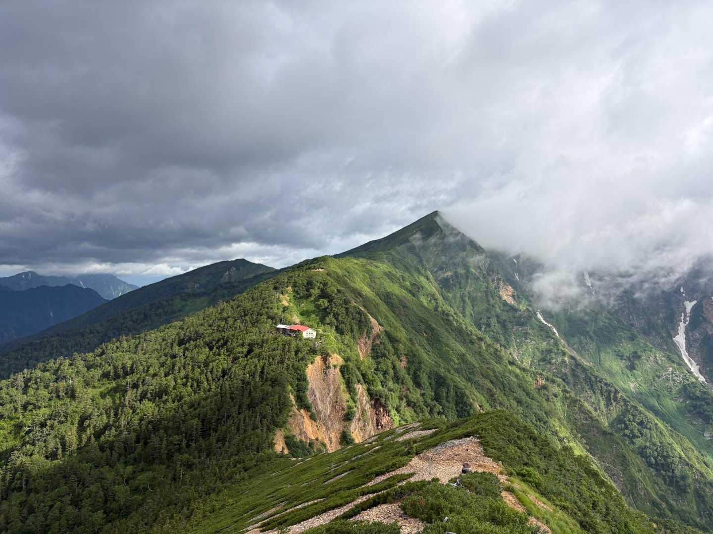 冷池山荘〜布引山