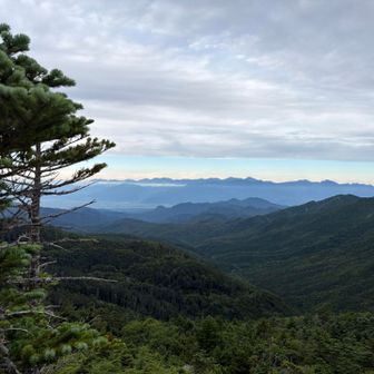 甲斐駒、仙丈ヶ岳、北岳、間ノ岳、農鳥岳、塩見岳、悪沢岳、聖岳、光岳