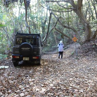 前岳登山口に駐車
