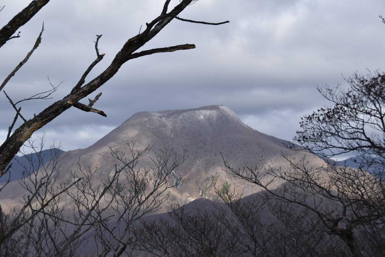 大東岳