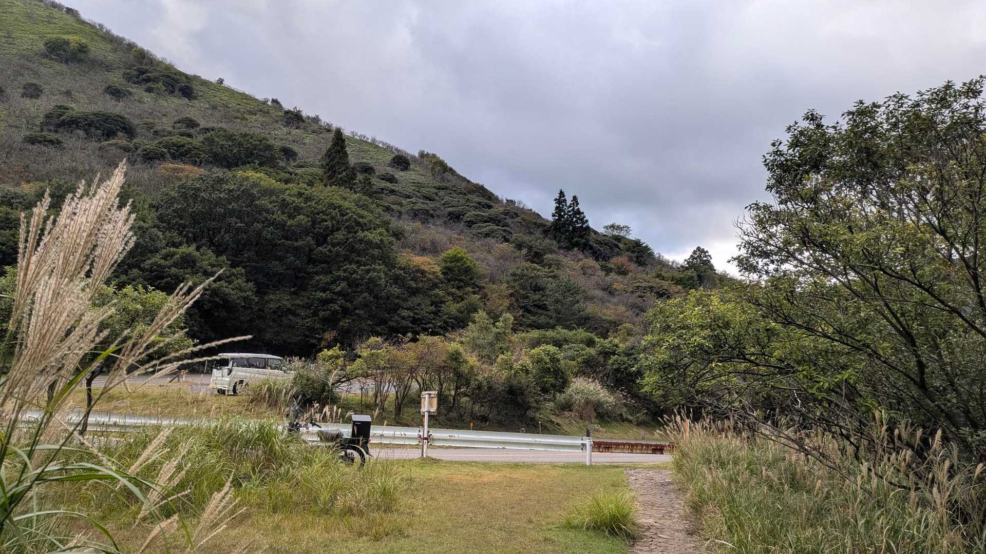 登山口に着きました
やっぱり年には勝てませんね
結構つかれました🥵
これからバイクで帰ります😔