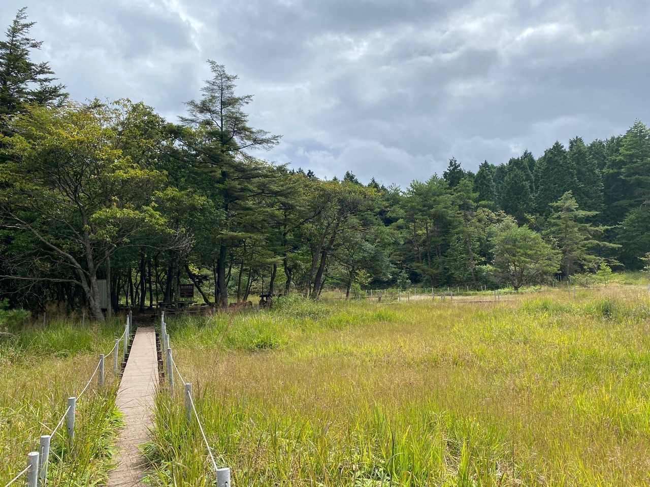 雨の前に下山します
