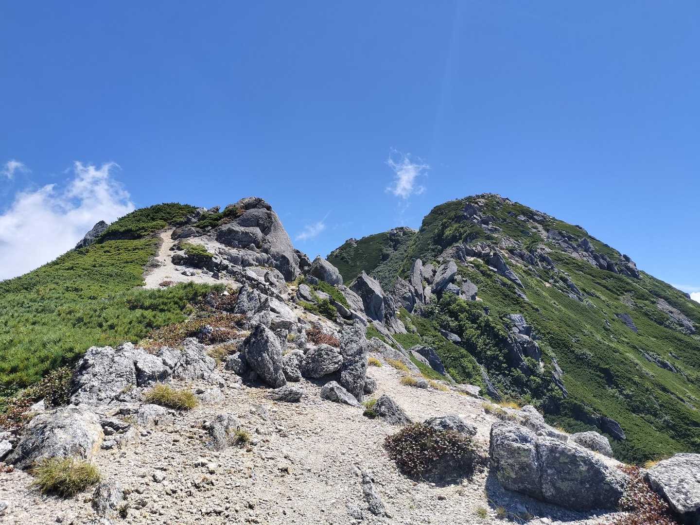 甲斐駒ヶ岳-烏帽子岳-大岩山-駒岩-日向山 周回コースの写真