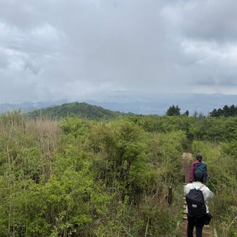 下山！
ガスが取れて下界の景色も見えたー