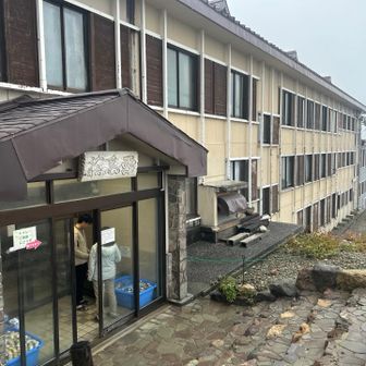雷鳥荘