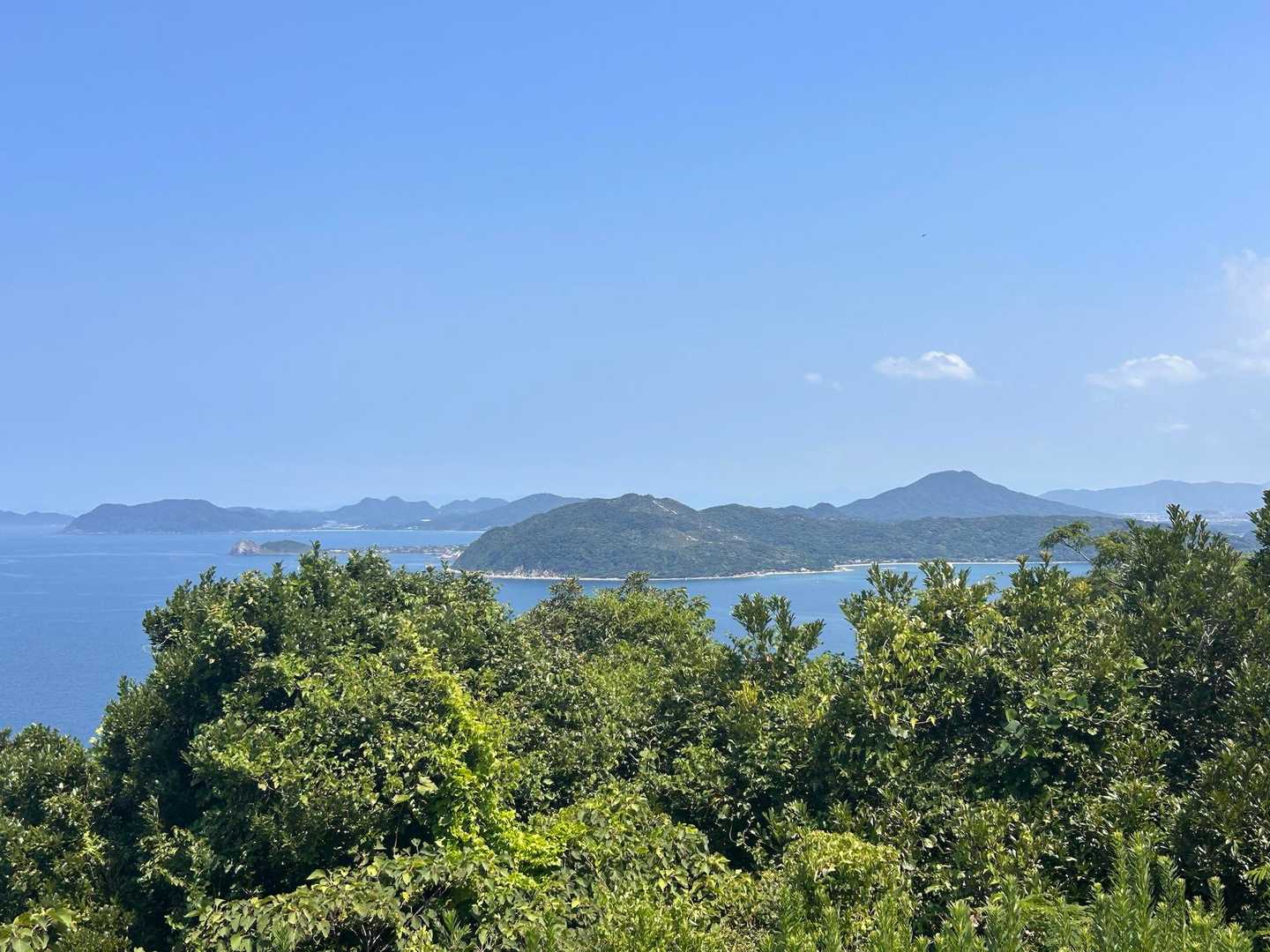 芥屋方面👀✨

立石山⛰️に可也山⛰️見えるわ〜