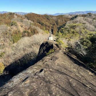 奥の院。長さ200mに及ぶ巨大な船の形をした岩盤からなります。船首にあたる所には聖観世音菩薩、船尾には大日如来。
素晴らしい眺望✨
観音様までうきうきしながら歩きました☺️