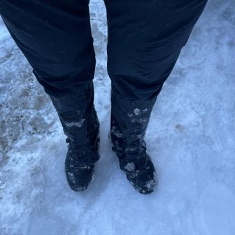 足も凍ってますｗ