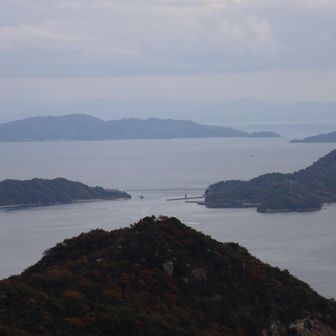 船が動いているのも見える