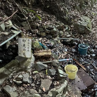 迷いやすいとこでほんとに迷った😆
カラフルなバケツ🌈