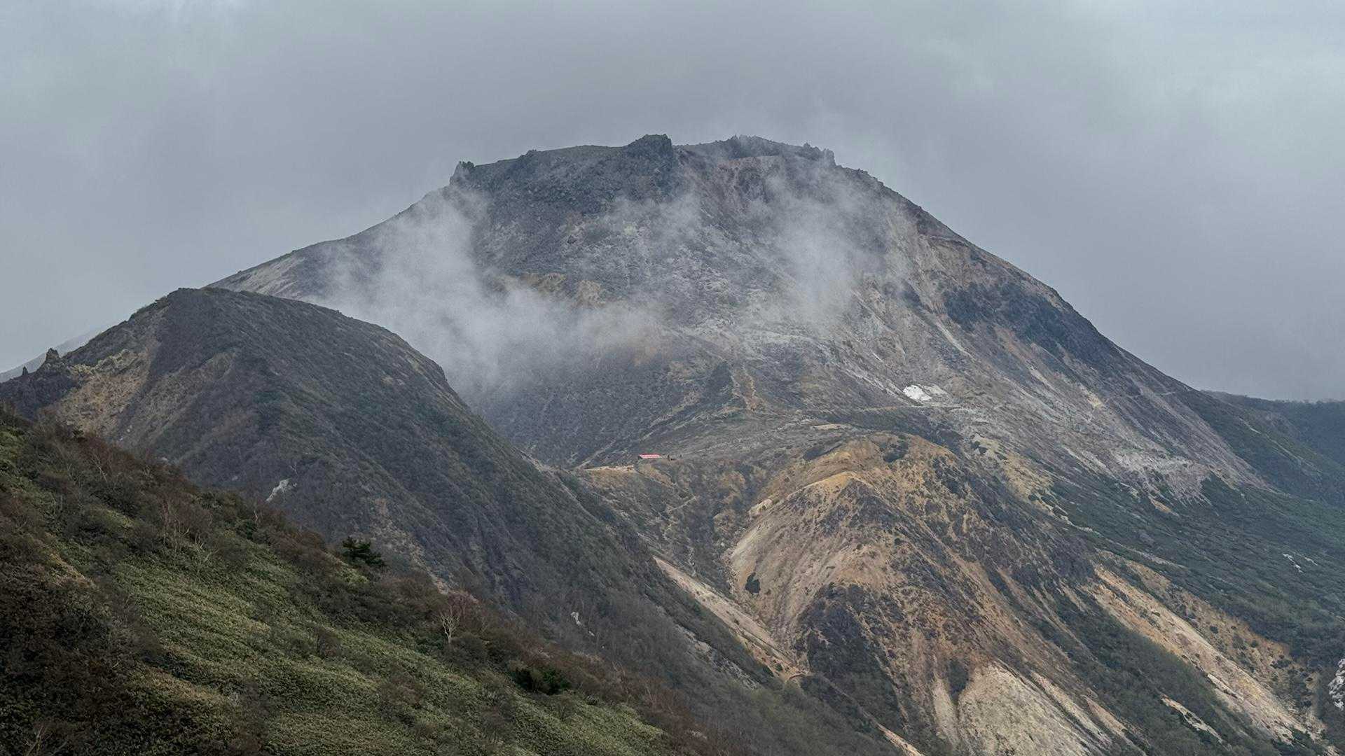 峠の茶屋登山口-朝日岳-隠居倉 周回コースの写真