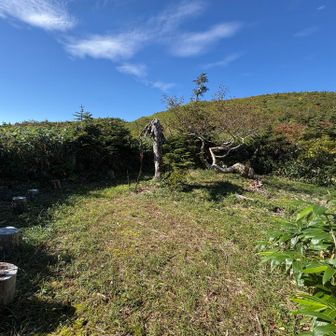 巻倉山休憩所。