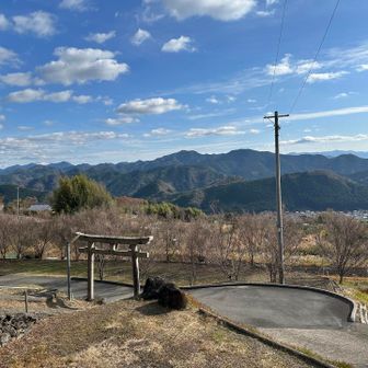 左端方向奥に住塚山、国見山が見えるそうです（地元の健脚者の説明）。