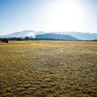 藤原宮跡からの天香久山