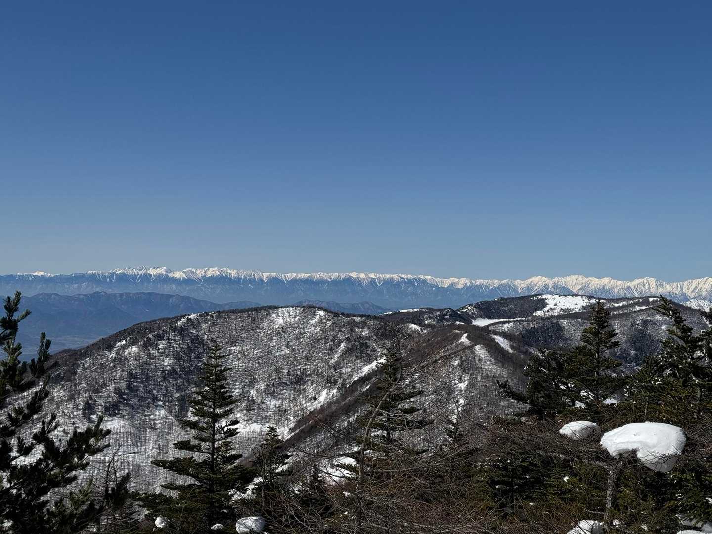 黒斑コース登山口-車坂山-トーミの頭 往復コースの写真