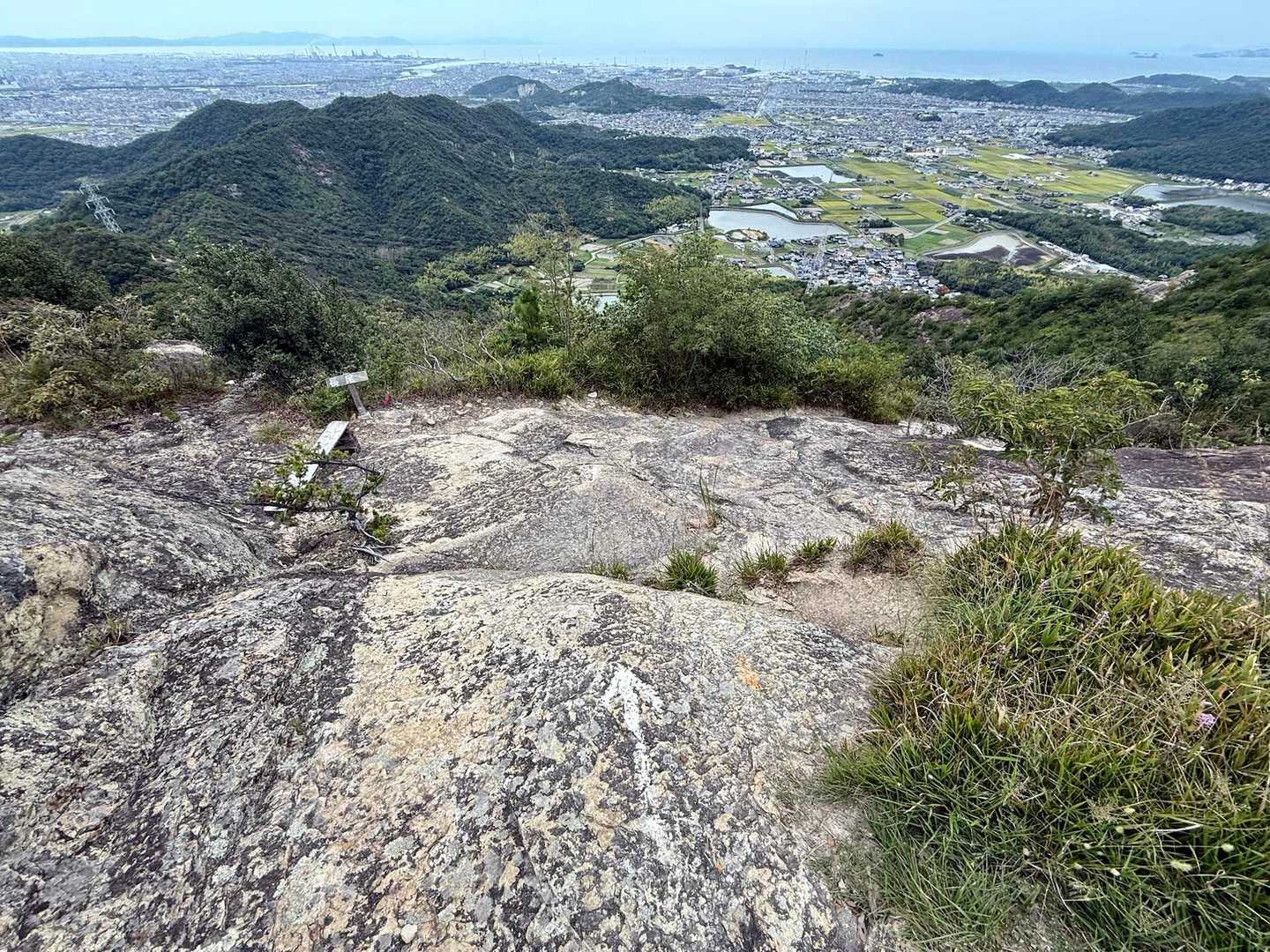 小高御位山への下り
