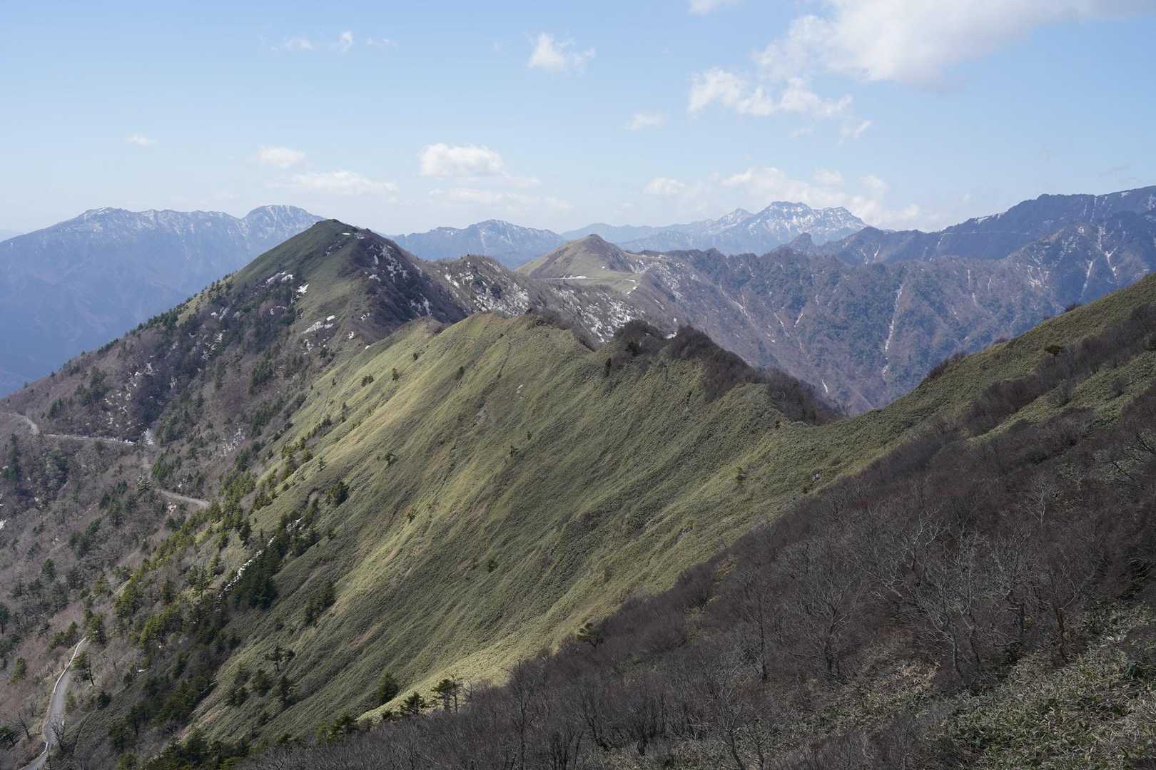旧寒風山トンネル南口-桑瀬峠-伊予富士-東黒森 往復コースの写真