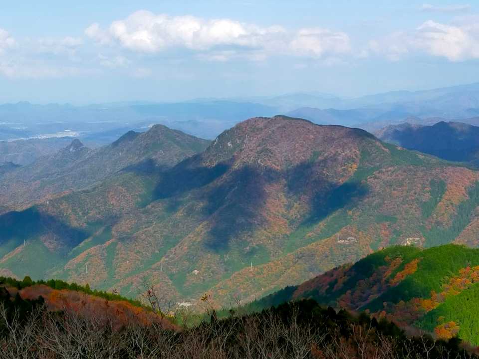 朝に歩いた用瀬アルプスが一望😊
全部は入りきってないけど😅