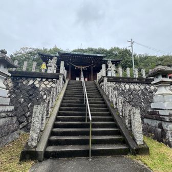 立派な神社