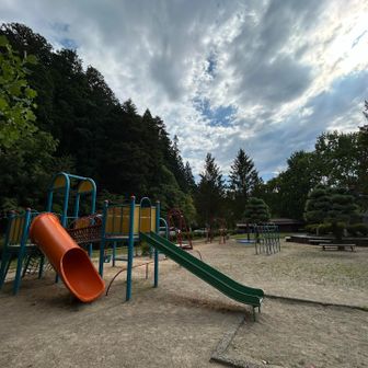 🛝城山公園もひっそりと💚

ではこれから第二部、お楽しみの🍑スイーツ祭り🍧に行ってきます💨🎶