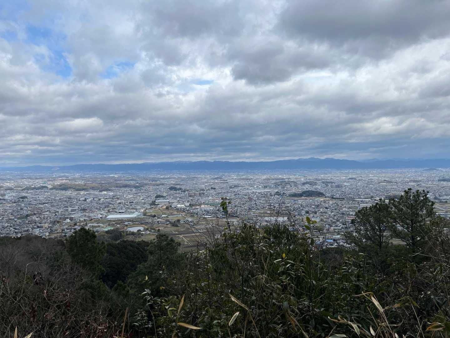 二上山駅-第二十六経塚「二上山 陀羅尼品」-二上山-岩屋峠 縦走コースの写真