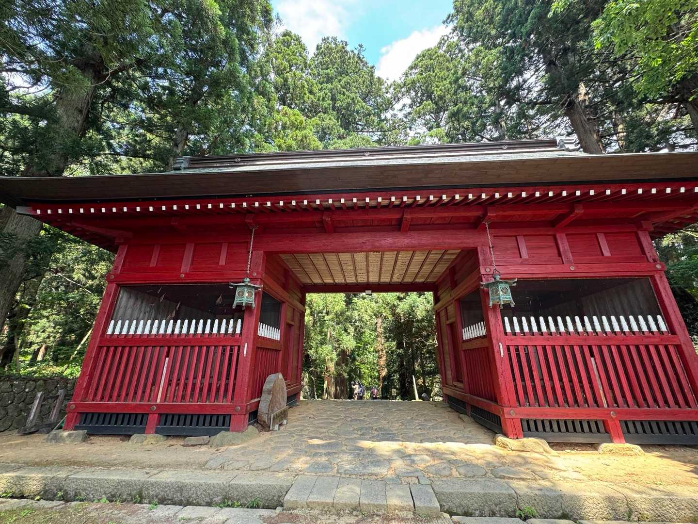 随神門から登らせていただく